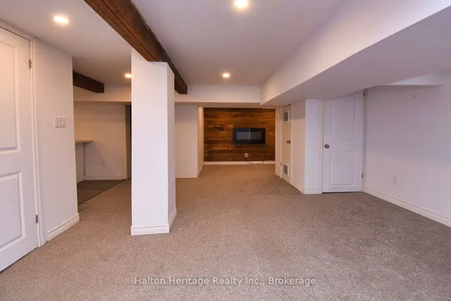 Additional property image - 129 Eastbourne Ave