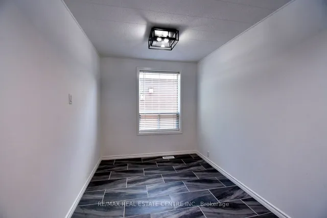 Additional image 5 of 14 Graham Ave
