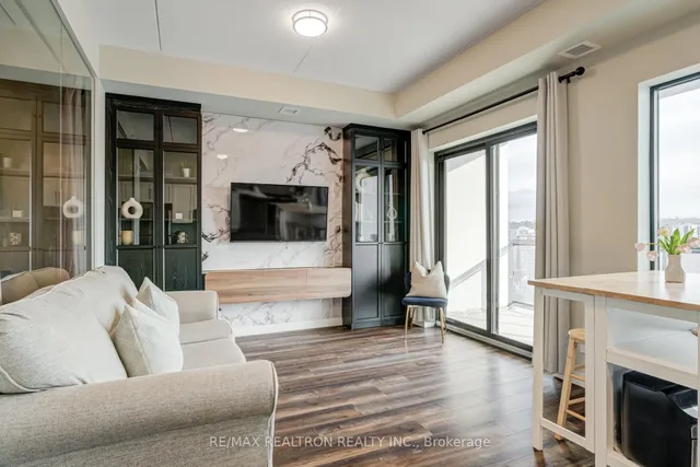 Additional property image - 15 Queen St Unit 1701