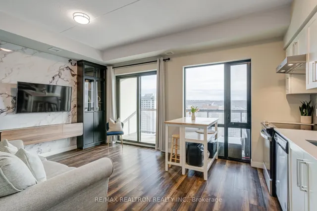 Additional property image - 15 Queen St Unit 1701
