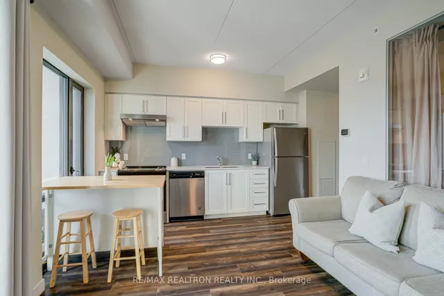 Additional property image - 15 Queen St Unit 1701