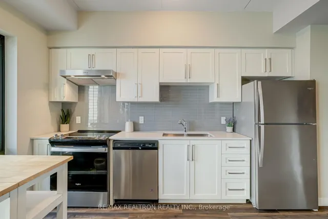 Additional property image - 15 Queen St Unit 1701