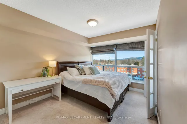 Additional property image - 1770 Main St Unit 506