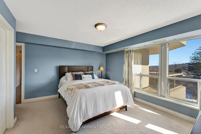 Additional property image - 1770 Main St Unit 506