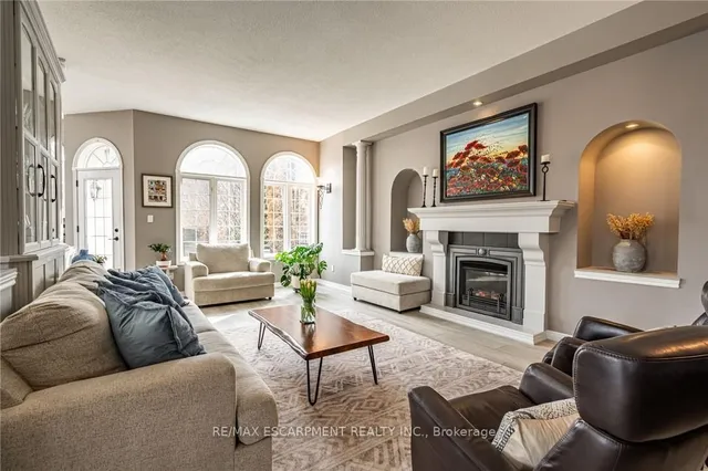 Additional property image - 83 Southcreek Crt