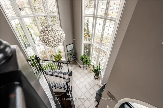 Additional property image - 83 Southcreek Crt