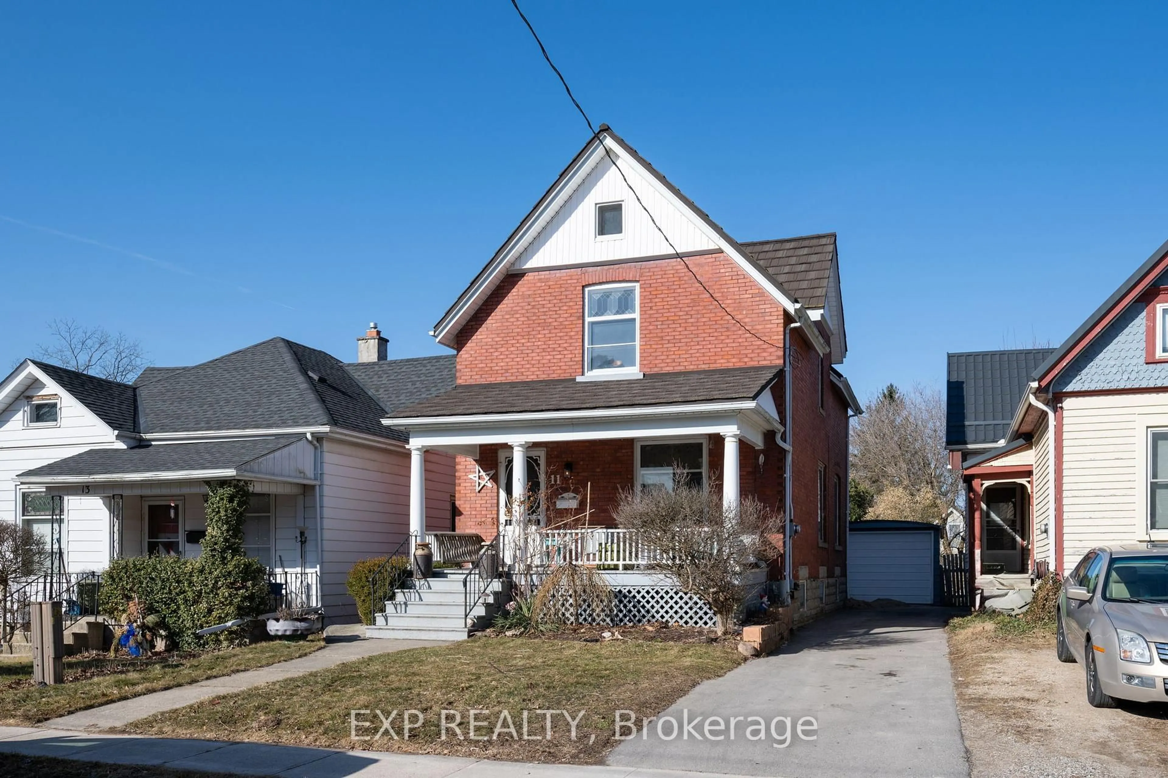 Home with brick exterior material, street for 11 WEST Ave, St. Thomas Ontario N5R 3P4