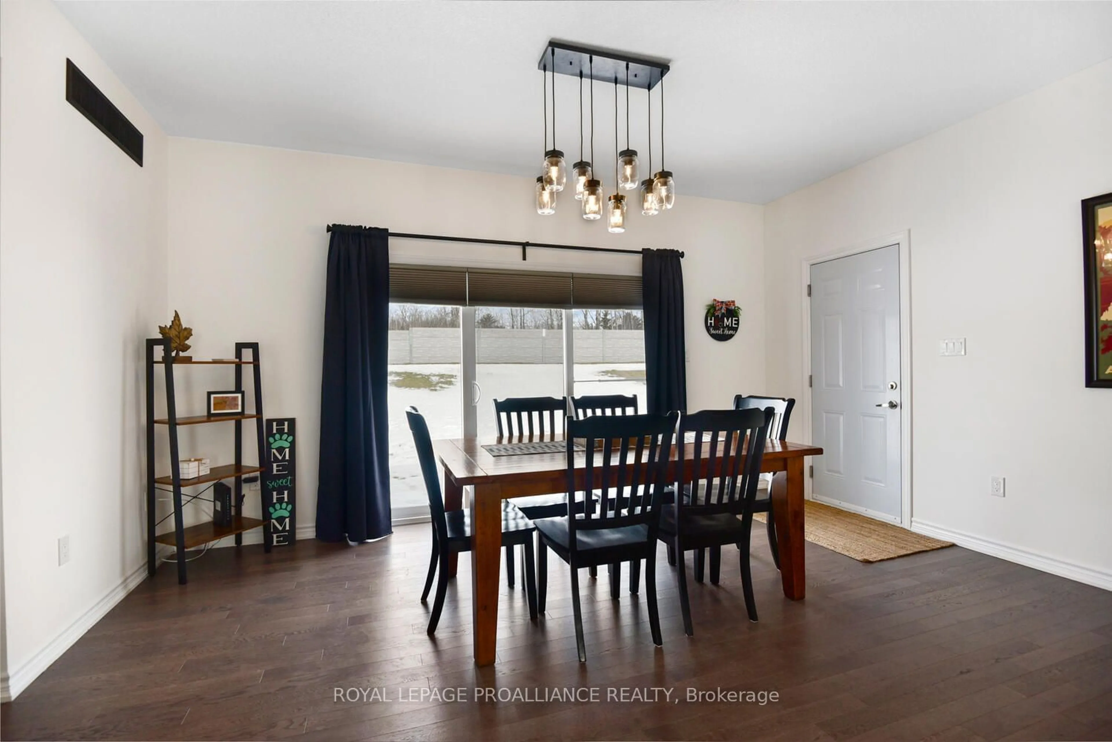 Dining room, wood/laminate floor for 234 Adley Dr, Brockville Ontario K6V 7J2
