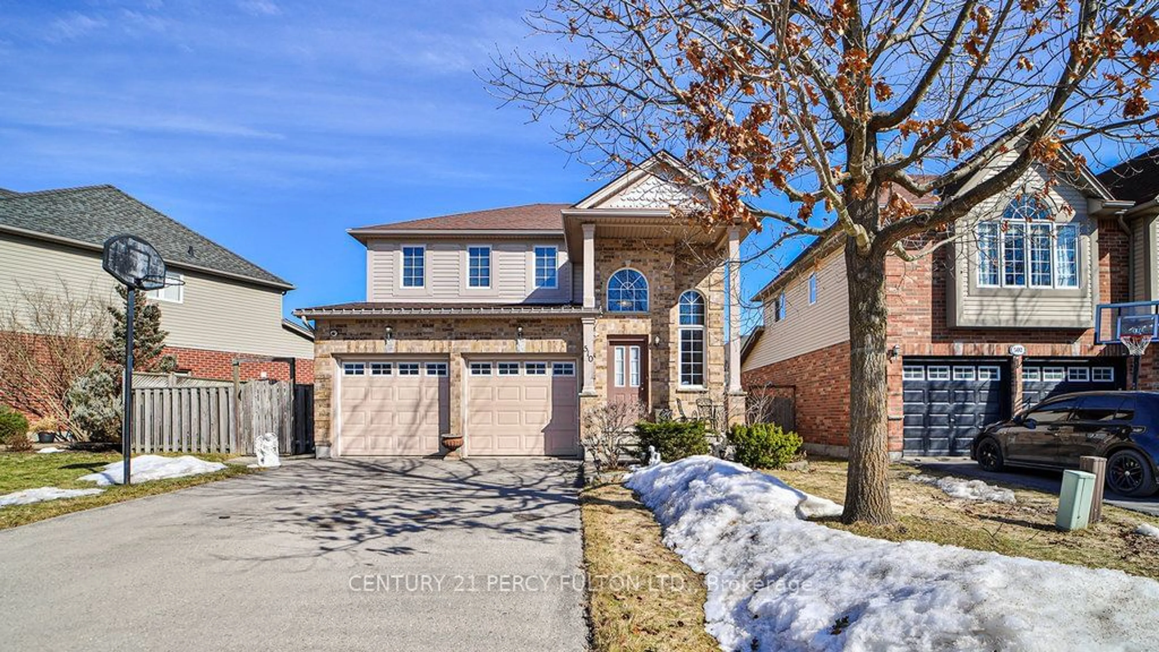 Home with brick exterior material, street for 510 South Leaksdale Circ, London South Ontario N6M 1K4