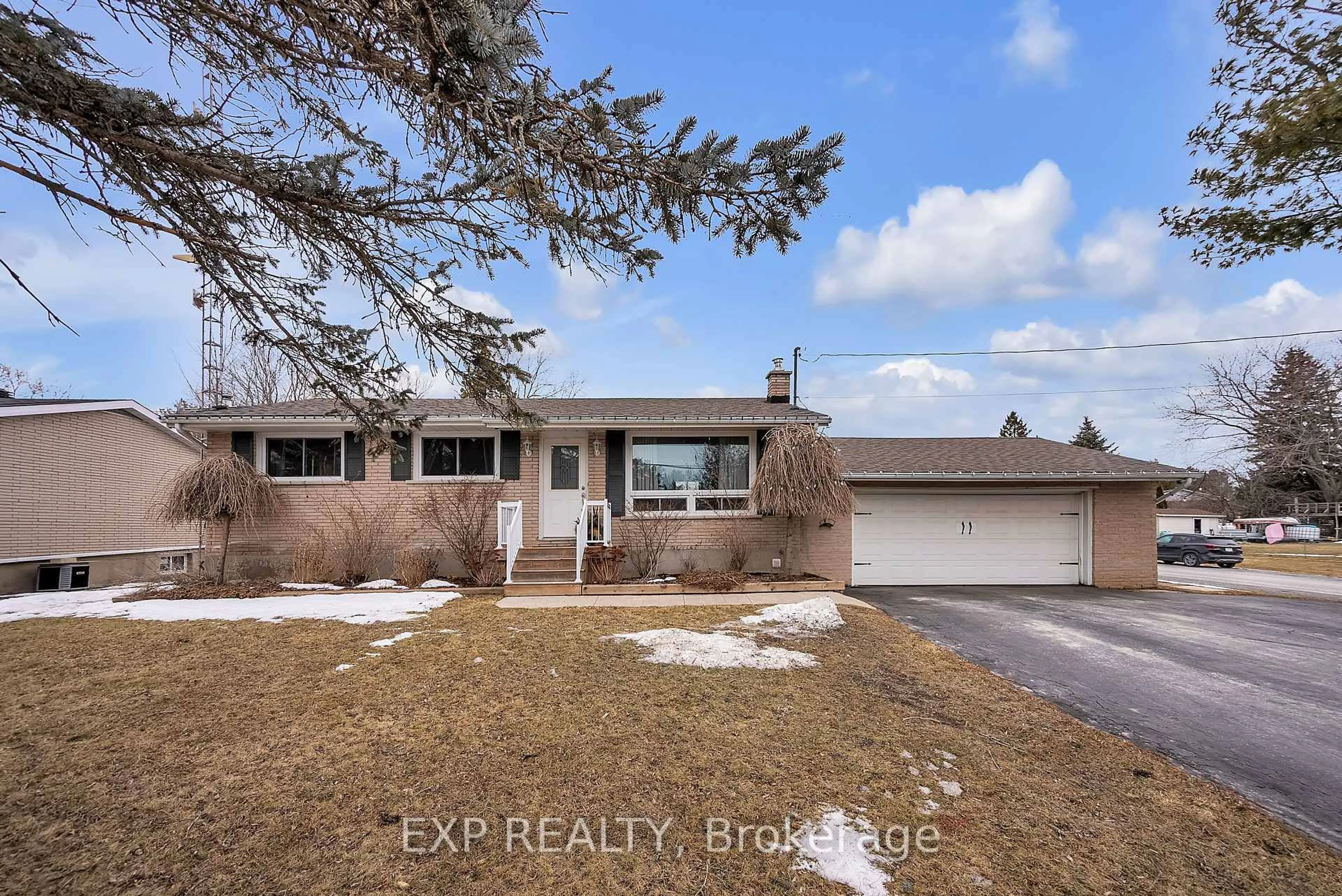 A pic from outside/outdoor area/front of a property/back of a property/a pic from drone, street for 1229 Little Creek Rd, Napanee Ontario K7R 3K6