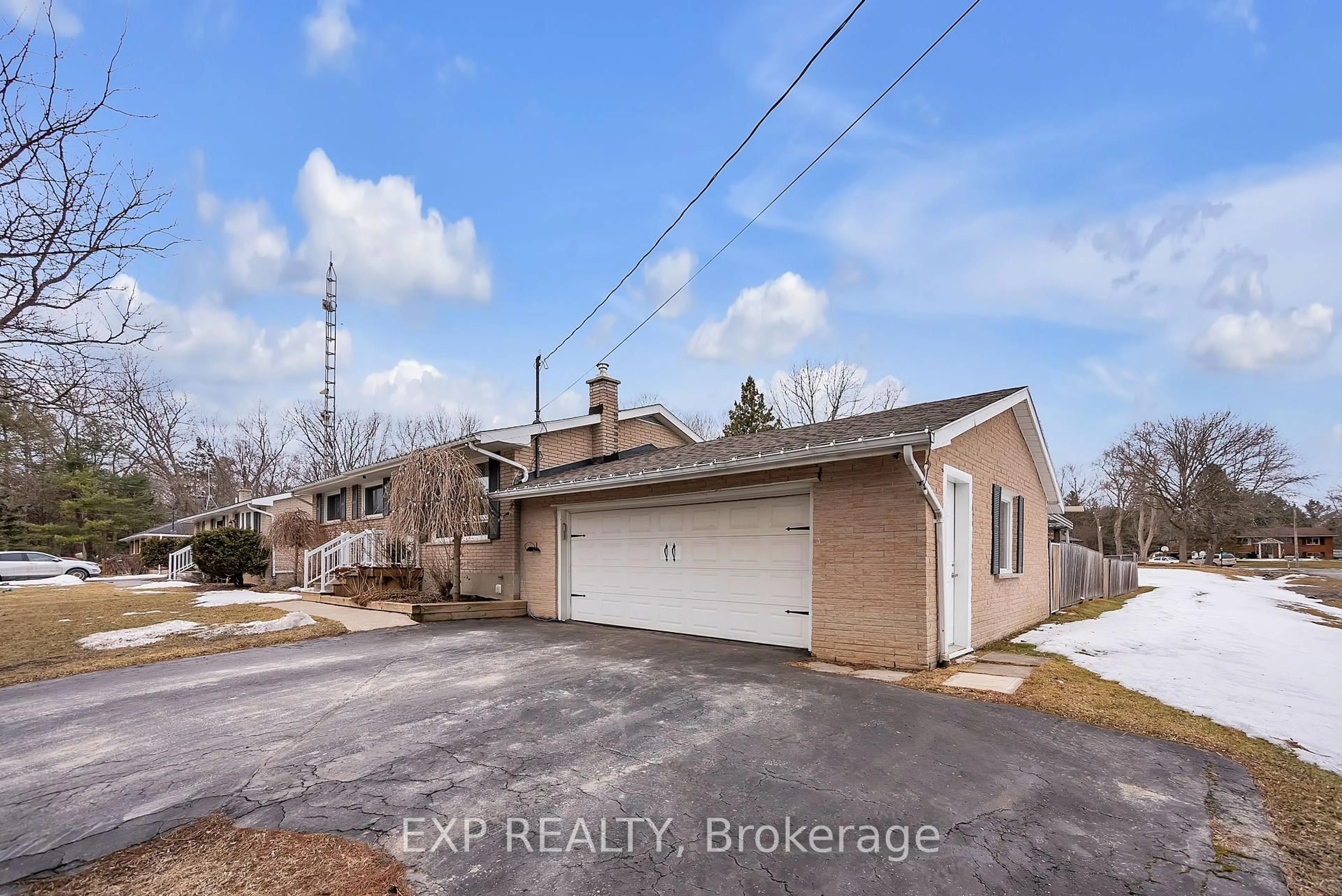 A pic from outside/outdoor area/front of a property/back of a property/a pic from drone, street for 1229 Little Creek Rd, Napanee Ontario K7R 3K6