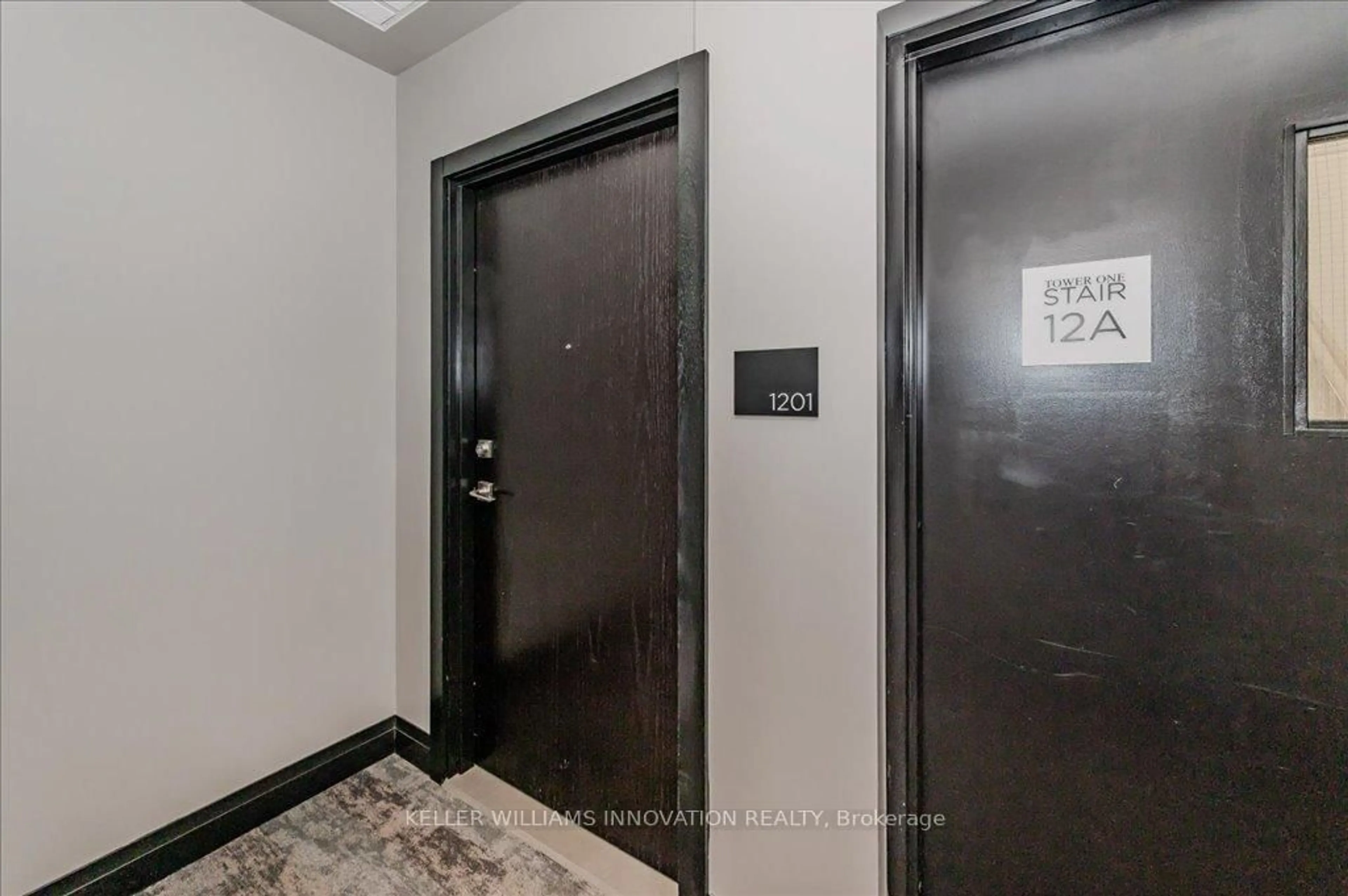 Indoor foyer for 50 Grand Ave #1201, Cambridge Ontario N1S 0C2