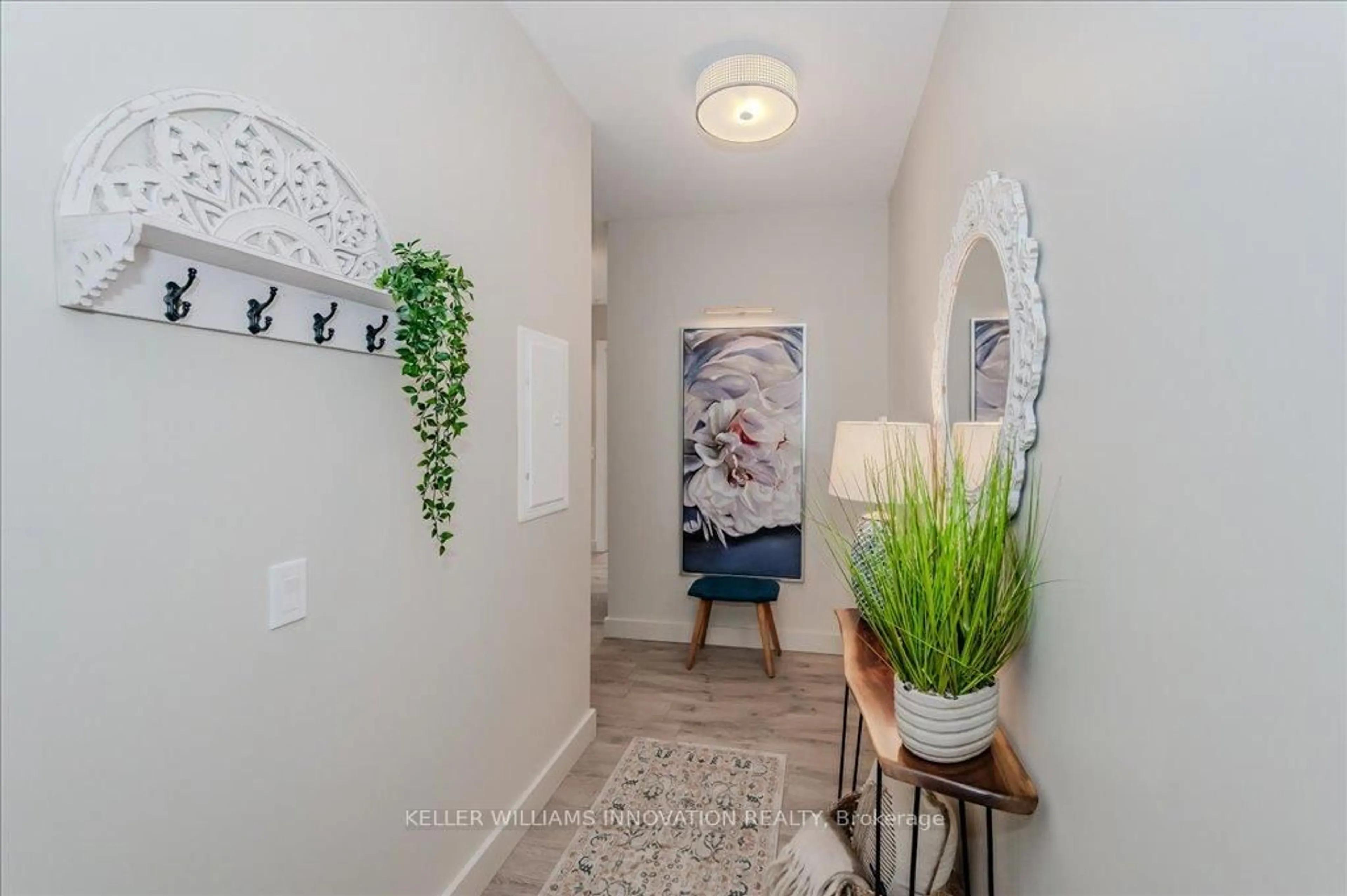 Indoor entryway for 50 Grand Ave #1201, Cambridge Ontario N1S 0C2