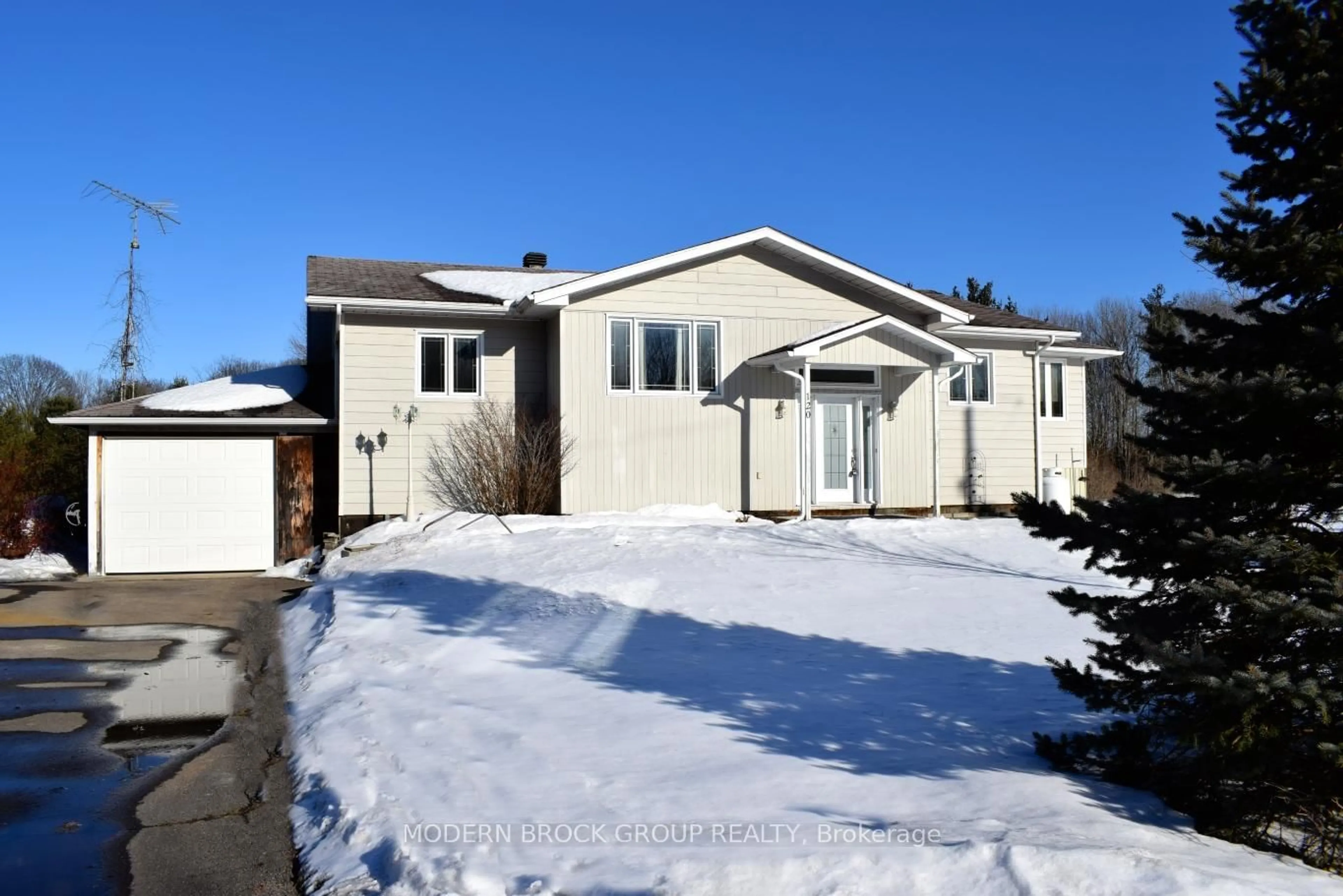 Home with vinyl exterior material, street for 120 Hicock Rd, Leeds and the Thousand Islands Ontario K0E 1N0
