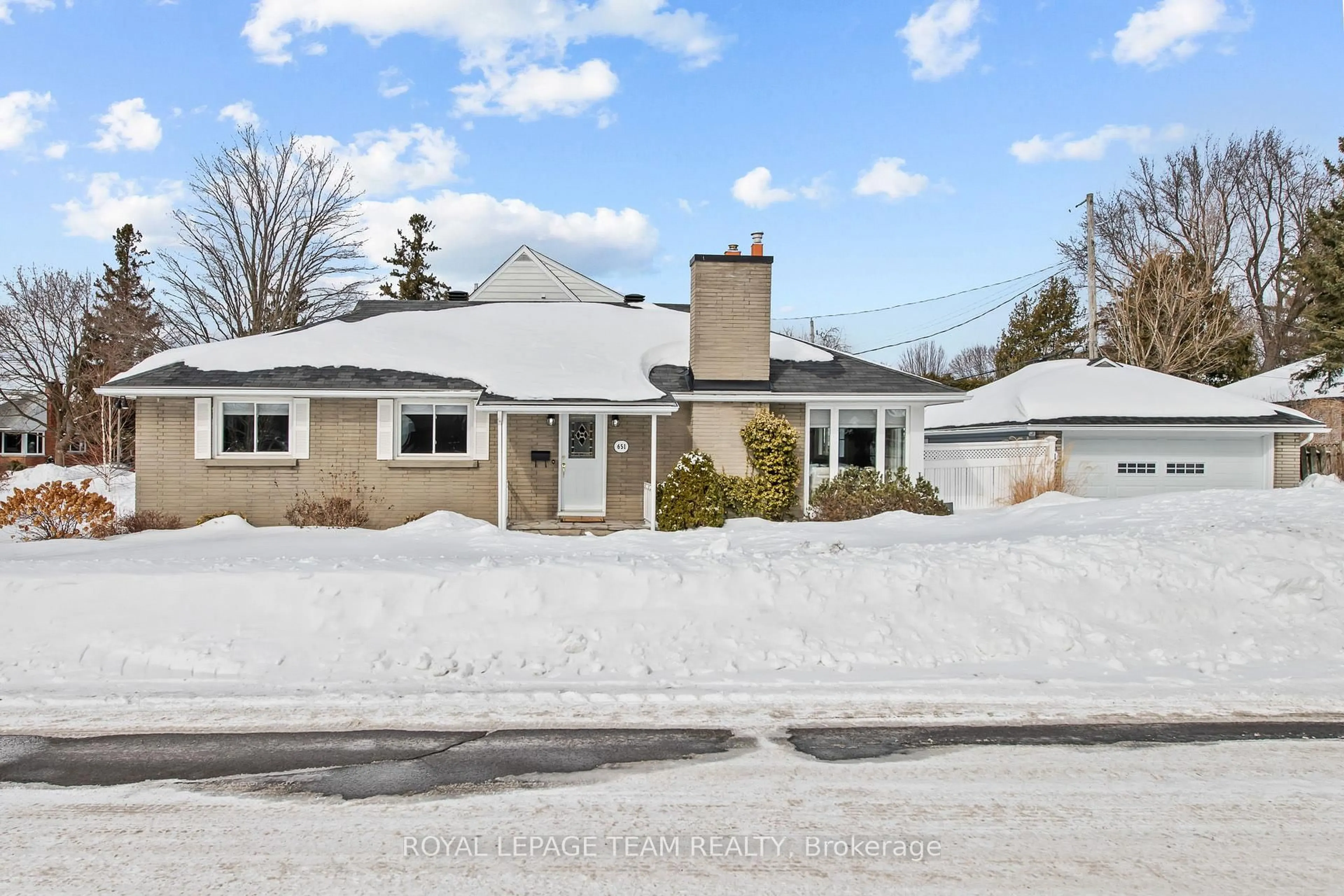 A pic from outside/outdoor area/front of a property/back of a property/a pic from drone, street for 651 Tillbury Ave, Carlingwood - Westboro and Area Ontario K2A 0Z9