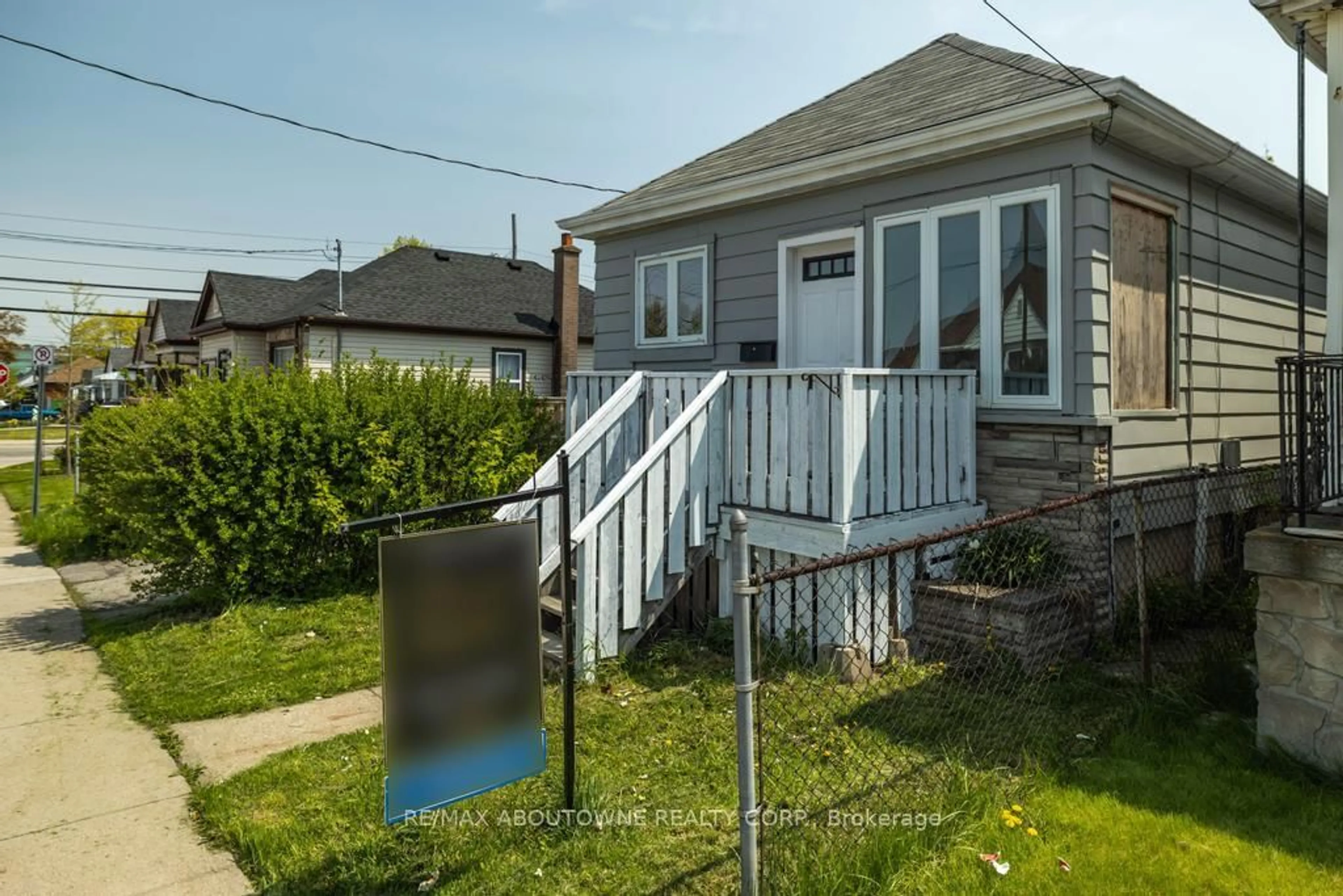 Unknown for 126 HARMONY Ave, Hamilton Ontario L8H 4Y3