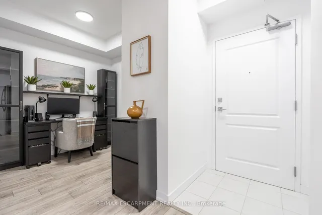 Additional property image - 125 Shoreview Pl Unit 509