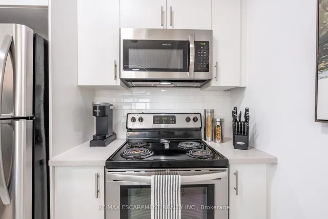 Additional property image - 125 Shoreview Pl Unit 509