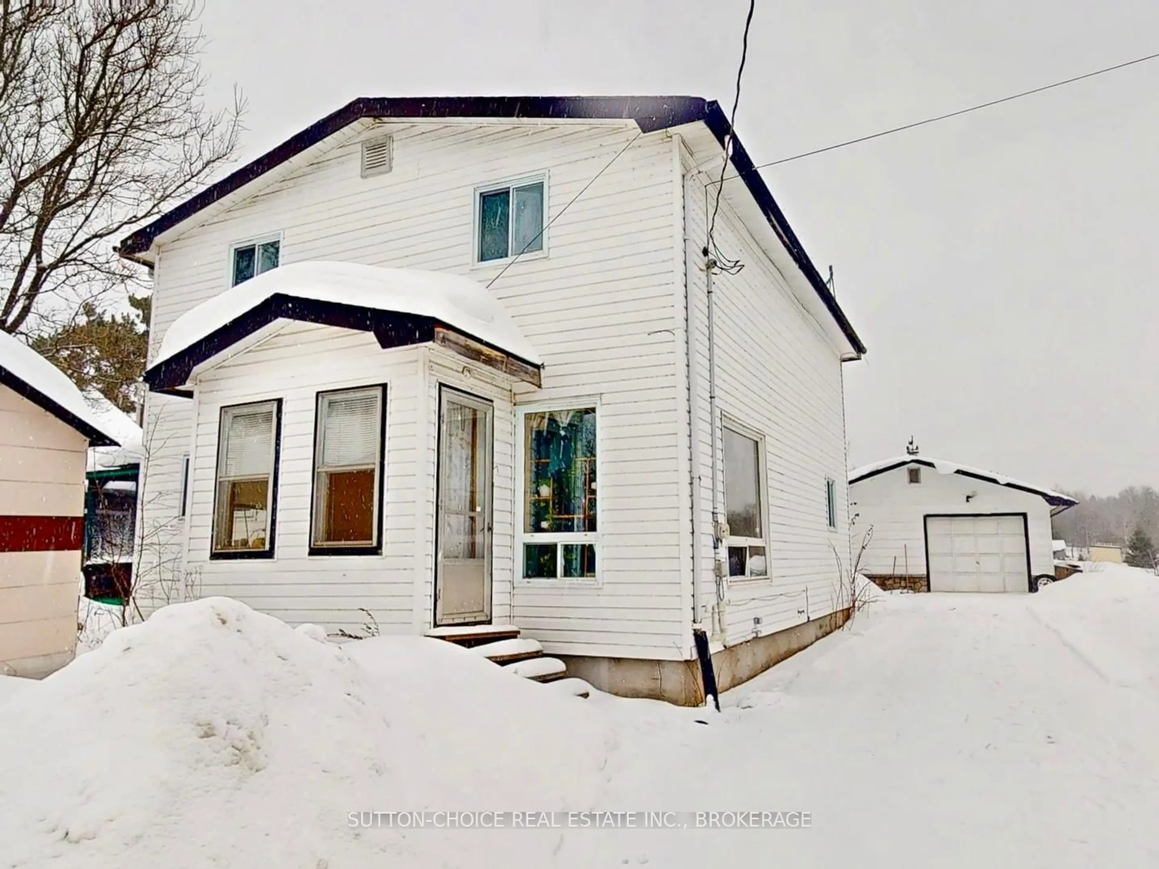 Unknown for 218 GAGNON St, Bonfield Ontario P0H 1E0