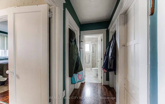 Additional property image - 211 Weber St