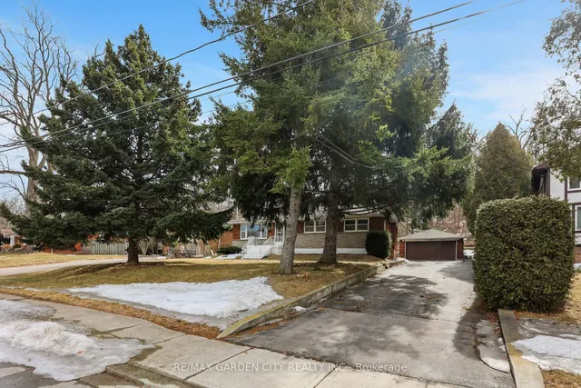 Property image - 122 Pine Dr
