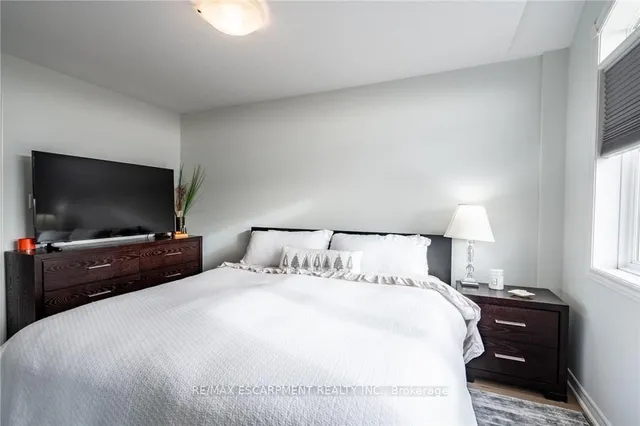 Additional property image - 247 Festival Way Unit 1