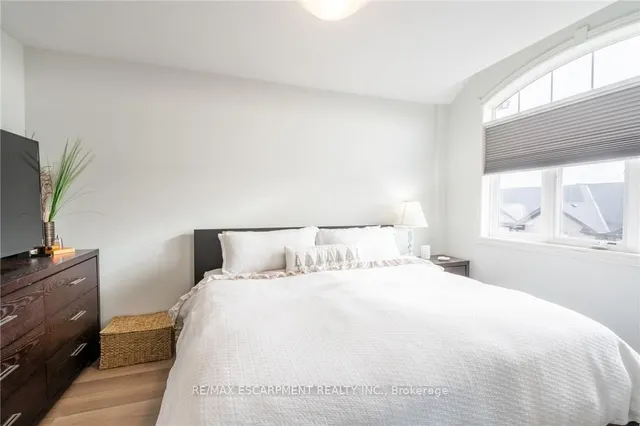 Additional property image - 247 Festival Way Unit 1
