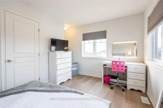 Additional property image - 247 Festival Way Unit 1