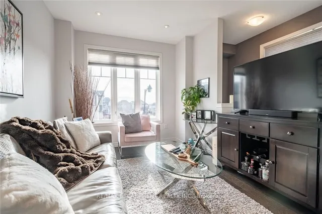 Additional property image - 247 Festival Way Unit 1