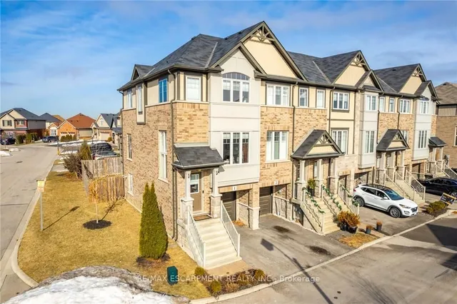 Additional property image - 247 Festival Way Unit 1