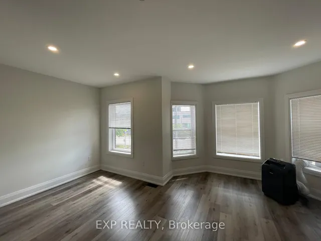 Primary image of 507 Wilson St