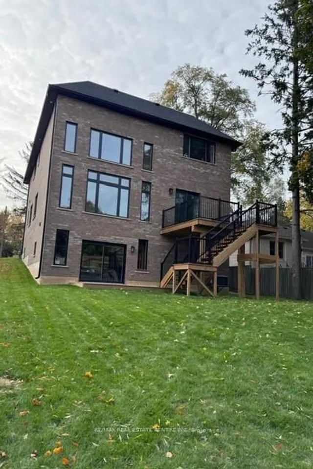 Primary image of 653 Mohawk Rd