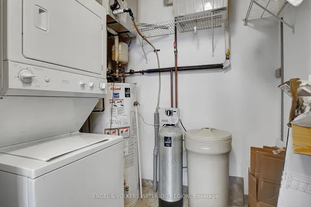 Additional property image - 165 Duke St Unit 212