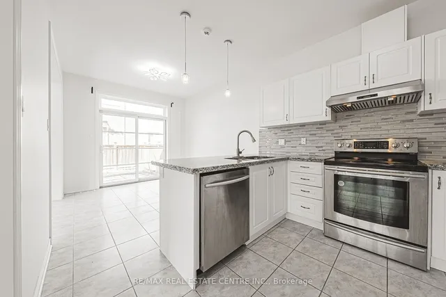 Additional image 39 of 107 Hazelton Ave