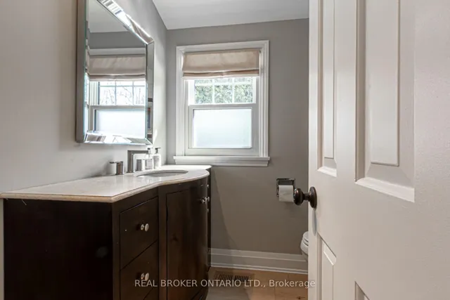 Additional property image - 15 Coachman Cres