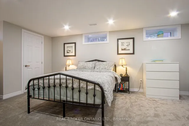 Additional property image - 15 Coachman Cres