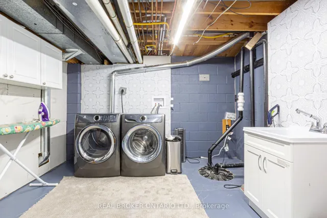 Additional property image - 15 Coachman Cres