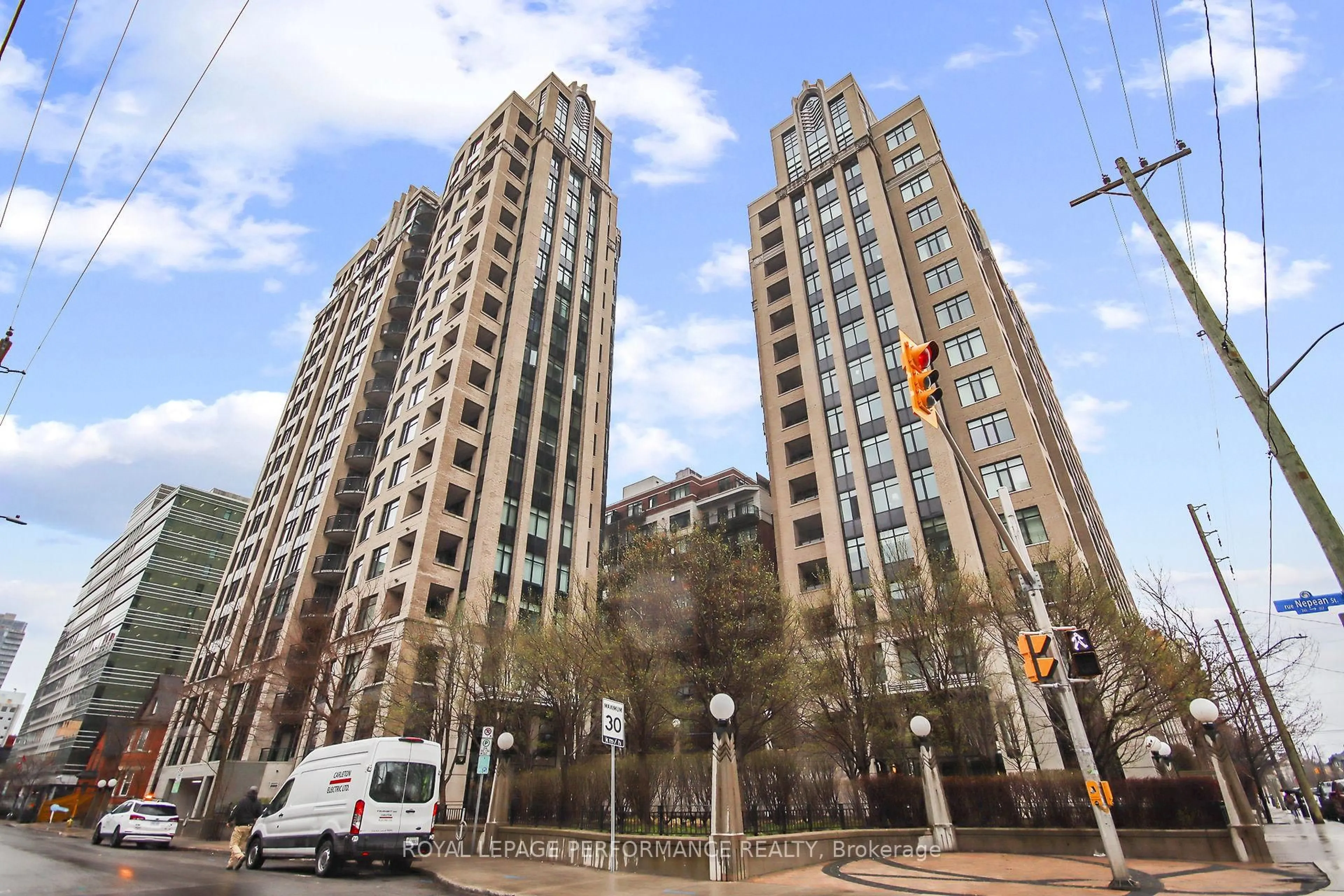 Unknown for 235 Kent St #1906, Ottawa Ontario K2P 1Z9
