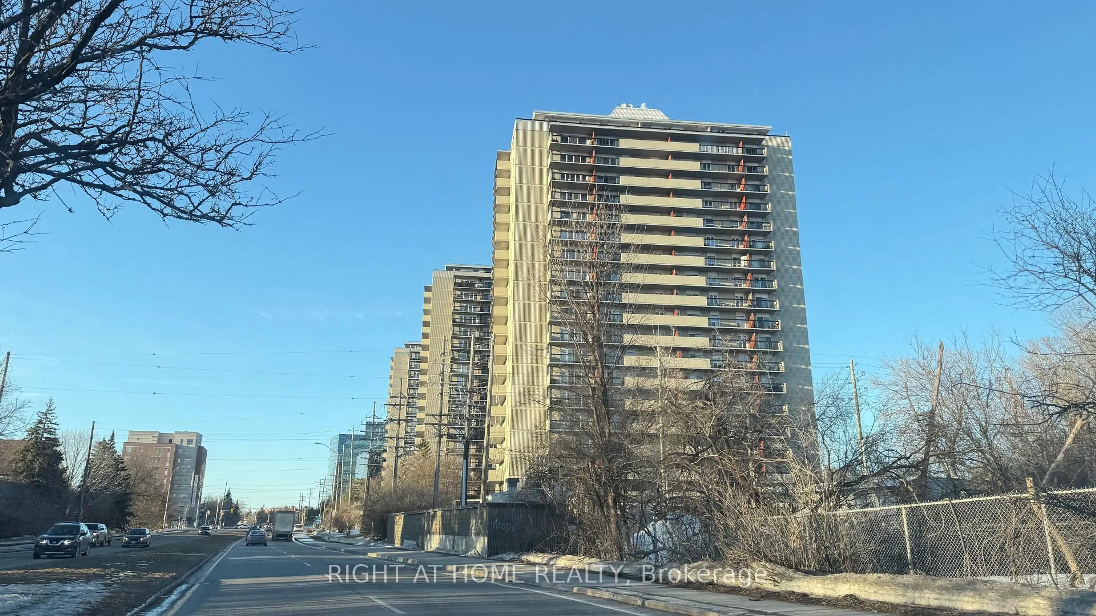 Unknown for 158c McArthur Ave #1203, Ottawa Ontario K1L 8E7