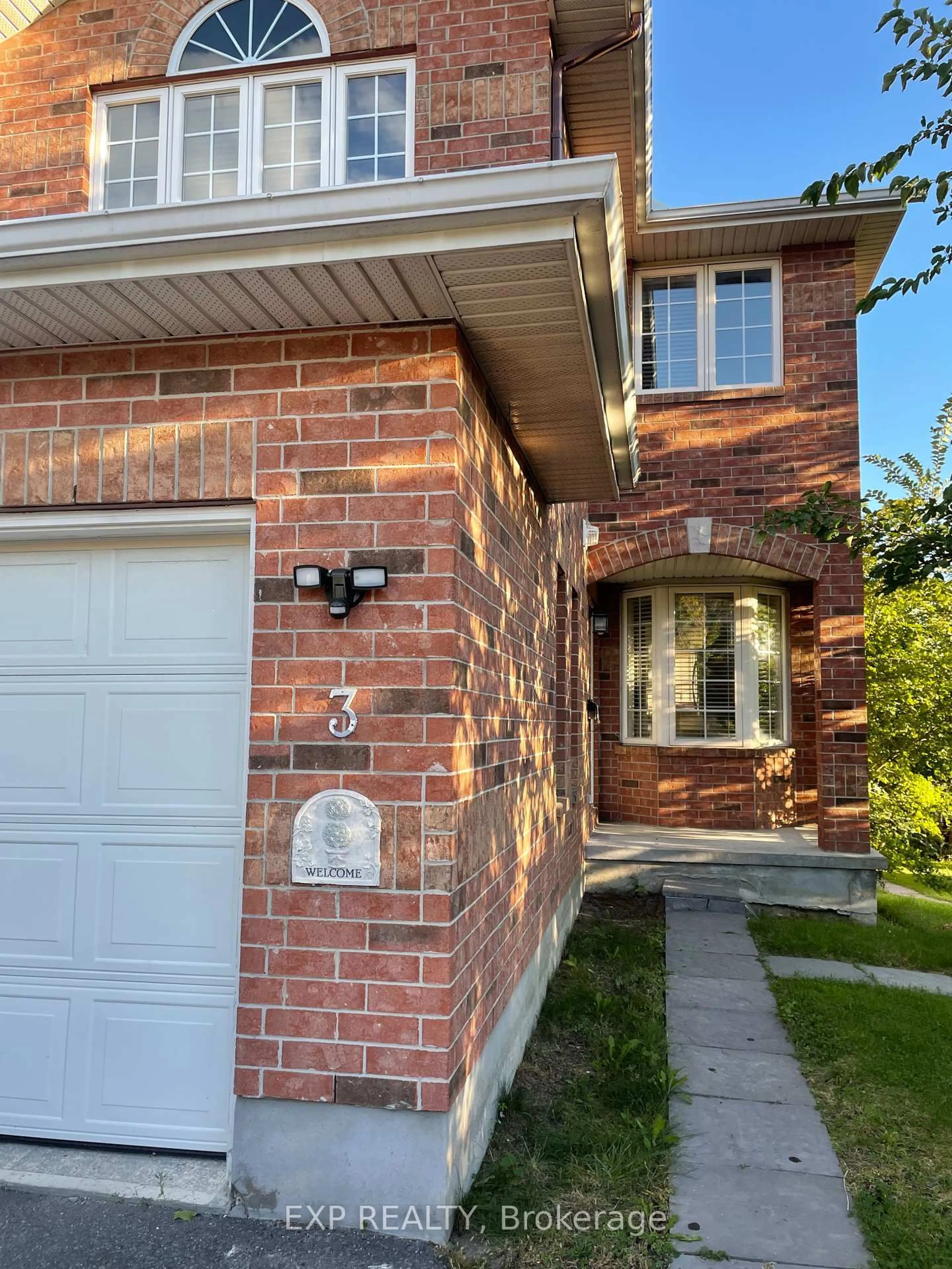 Home with brick exterior material, street for 3 Splinter Cres, Ottawa Ontario K2B 1B3