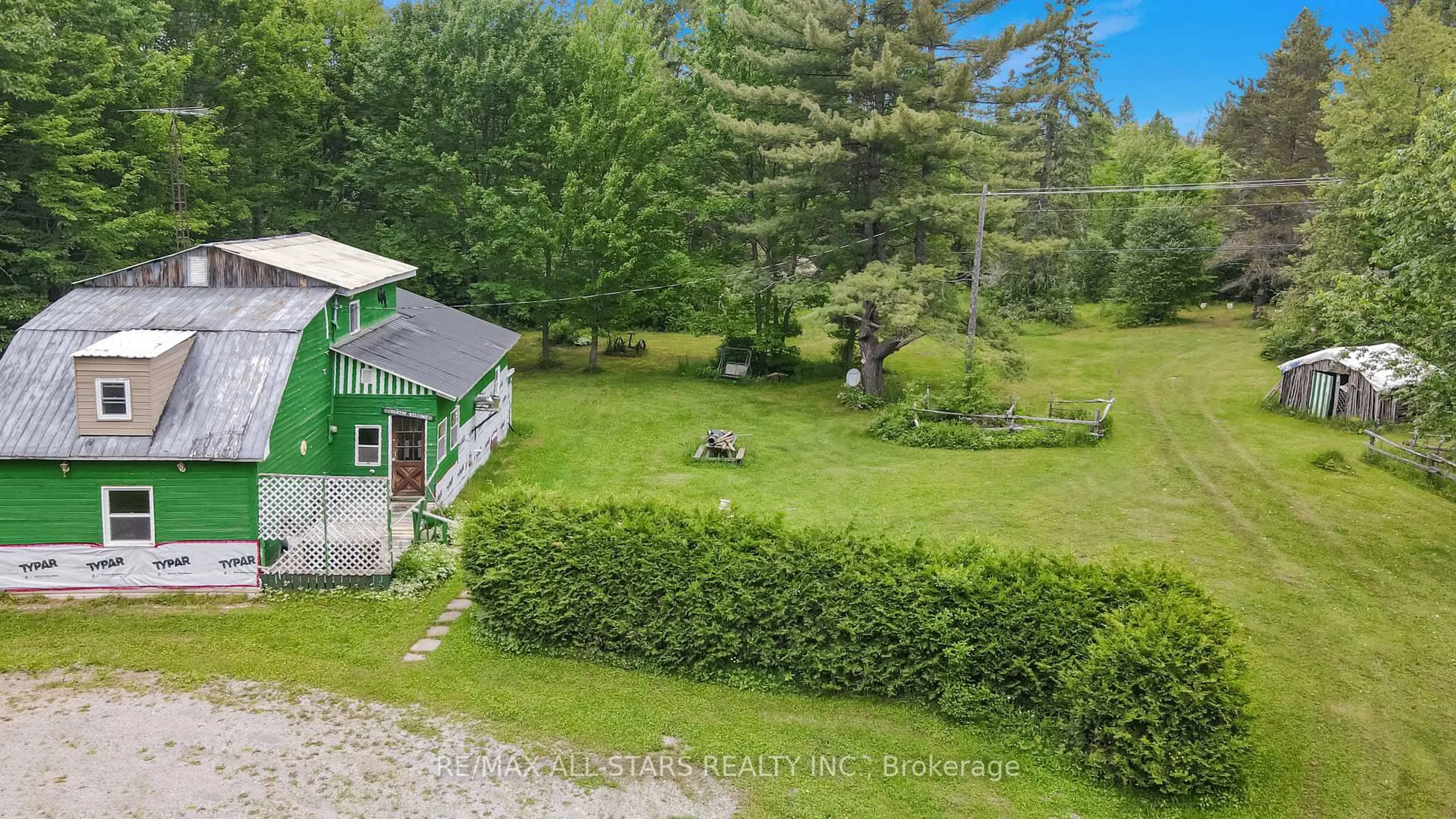 A pic from outside/outdoor area/front of a property/back of a property/a pic from drone, unknown for 189 Boundary Rd, Kawartha Lakes Ontario K0M 2A0