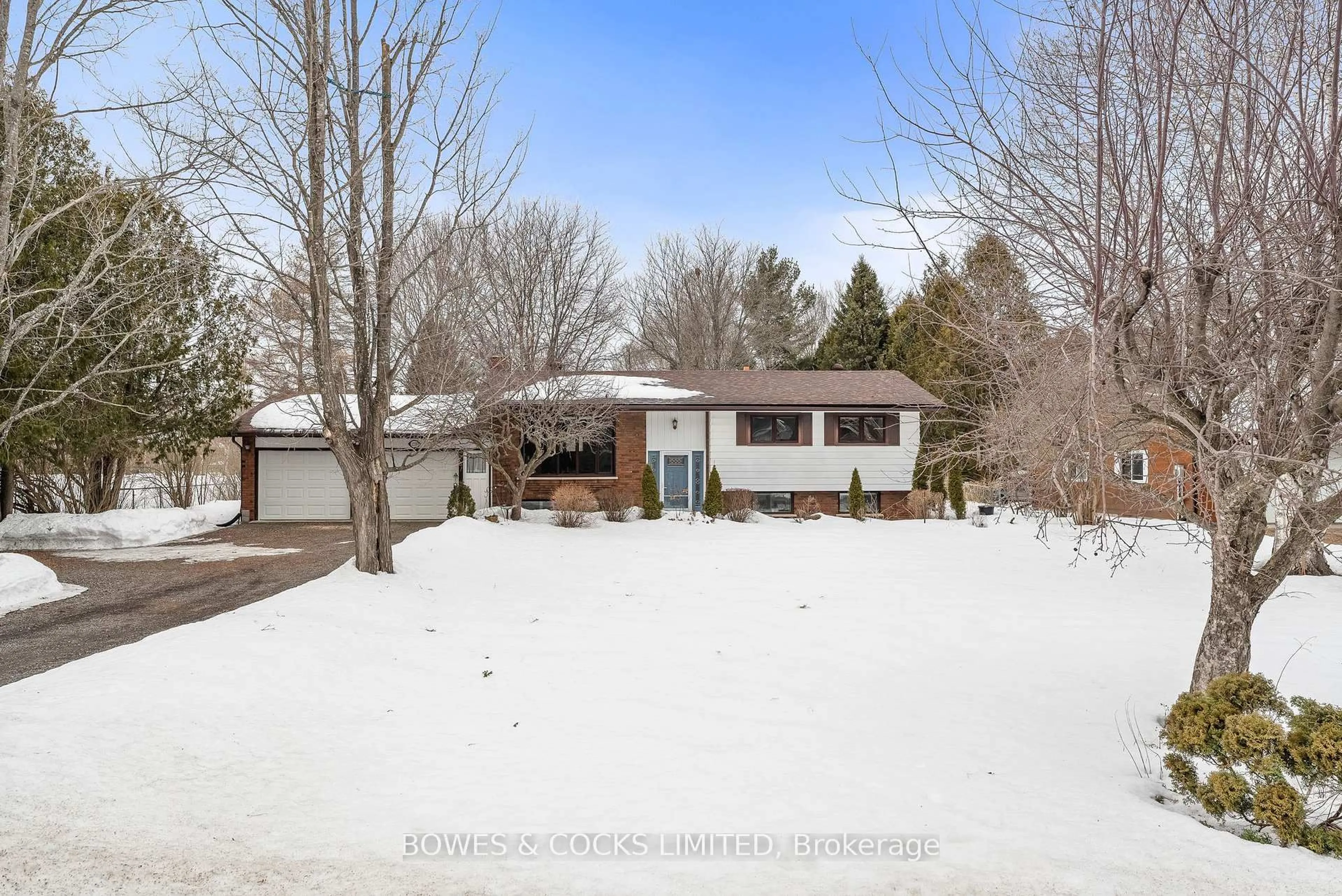 A pic from outside/outdoor area/front of a property/back of a property/a pic from drone, street for 2238 Parkhill Rd, Smith-Ennismore-Lakefield Ontario K9J 6X4