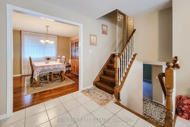 Additional property image - 31 Foxmeadow Dr