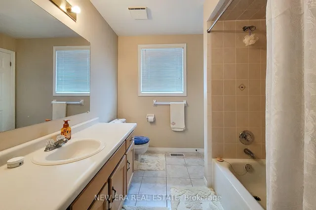 Additional property image - 31 Foxmeadow Dr
