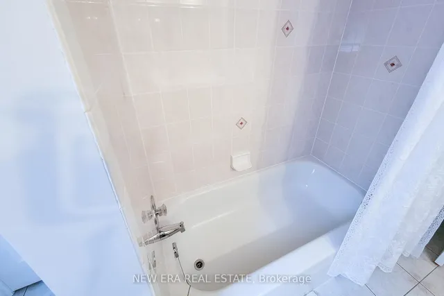 Additional property image - 31 Foxmeadow Dr