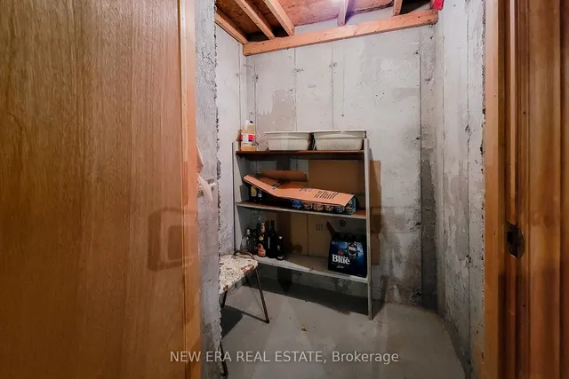 Additional property image - 31 Foxmeadow Dr