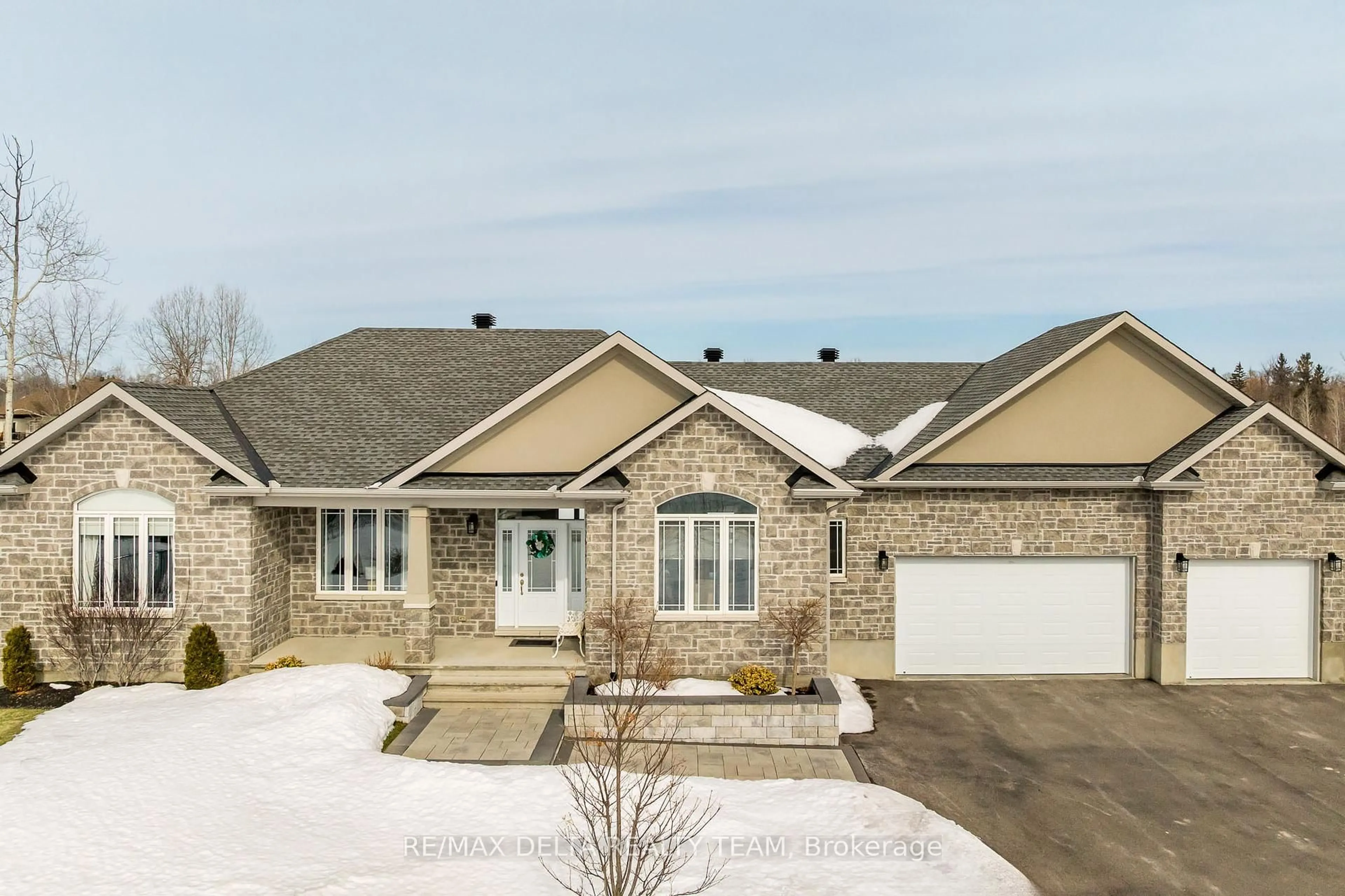 Home with brick exterior material, street for 1657 Nightshade Pl, Greely Ontario K4P 0C7