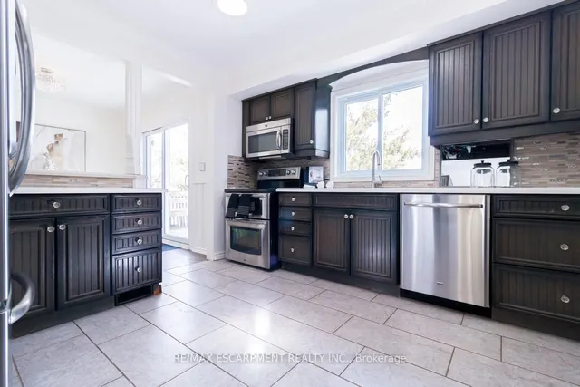 Additional property image - 2126 Golf Club Rd