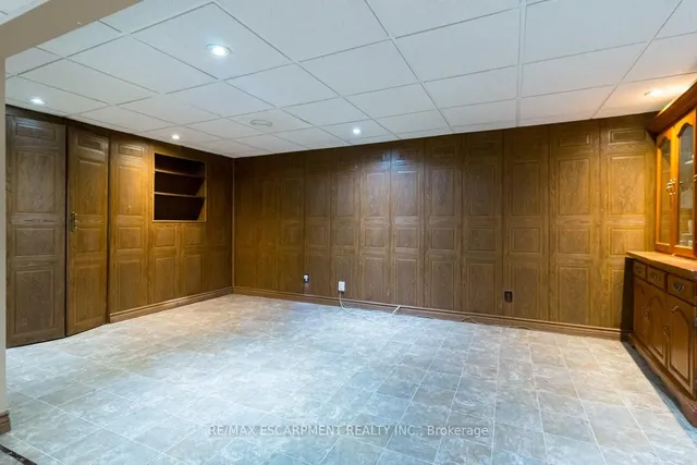 Additional property image - 2126 Golf Club Rd