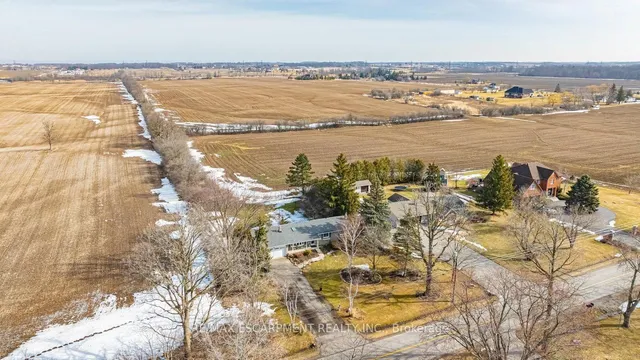 Additional property image - 2126 Golf Club Rd